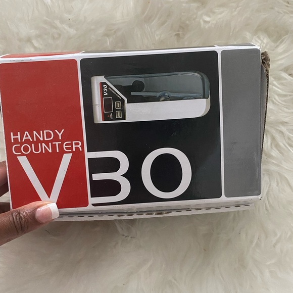 Portable Money Counter - Picture 6 of 7